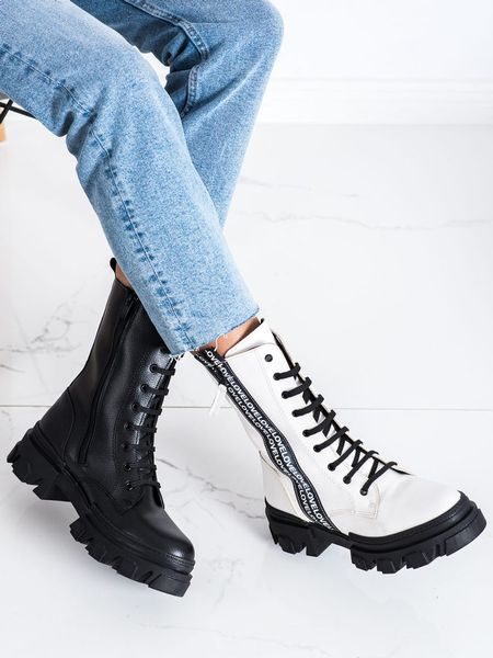 Glany z eko kůže love