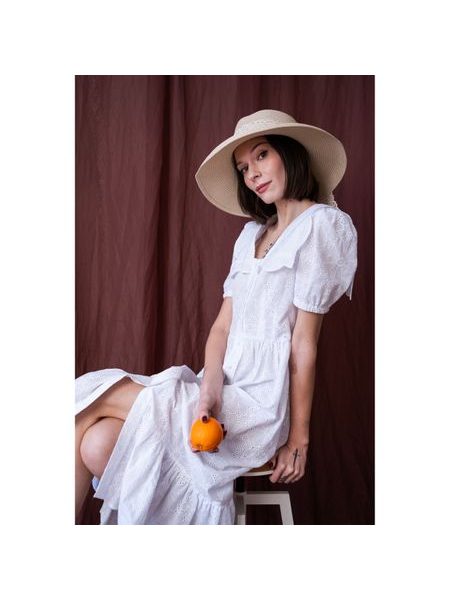 Slušivý klobouk se širokým lemem