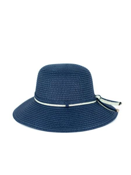 Vzdušný a lehký klobouk