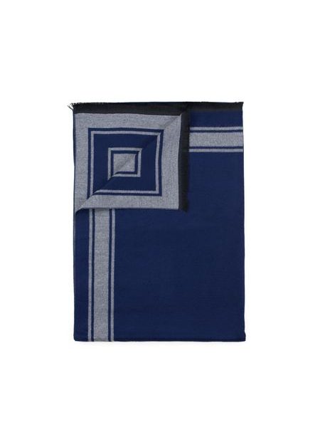 Šál s geometrickým lemem tmavý