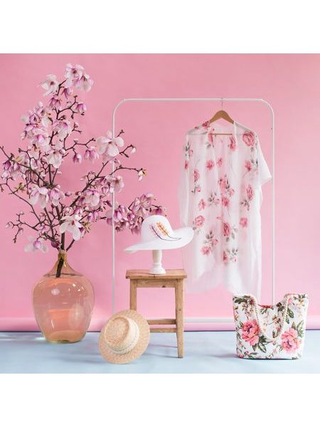 Letní klobouk se zdobeným lemem - béžová