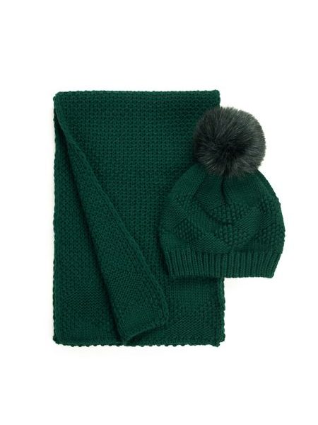 Sada čepice se šálou fialová