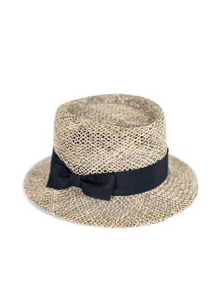 Ažurový klobouk se stuhou