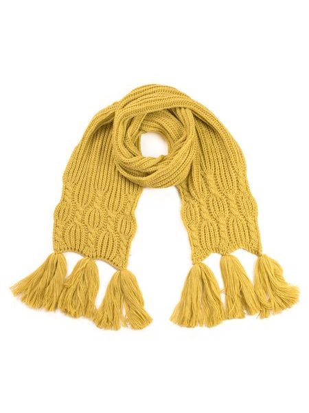 Pletená zimní šála s třásněmi - černá