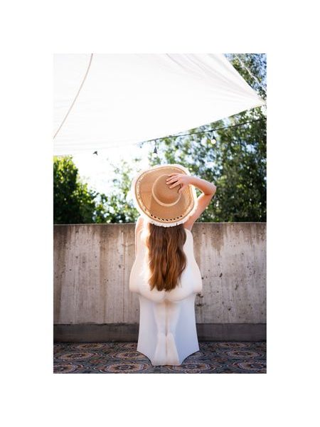 Vzdušný lehký klobouk se stuhou