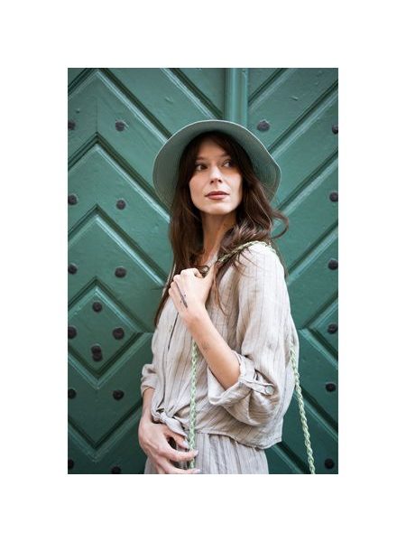 Lehký a vzdušný klobouk