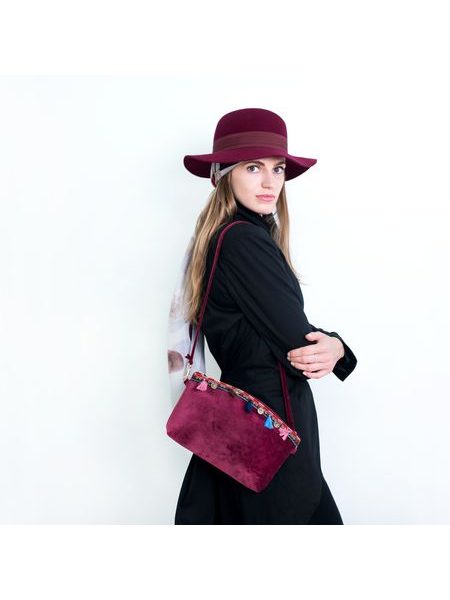 Boho taštička zelená