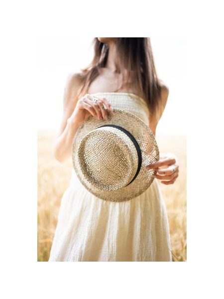 Ažurový klobouk se stuhou