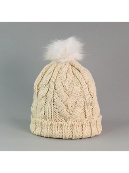 Čepice s bílou králičí bambulí
