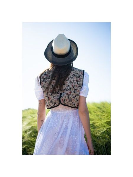 Lehký klobouk se stuhou