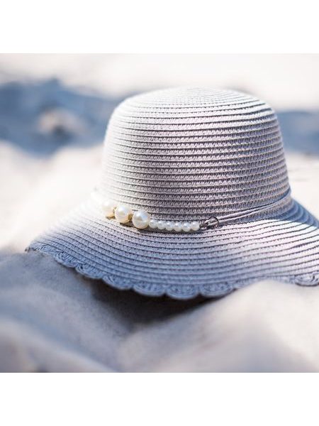 Lehký a vzdušný klobouk