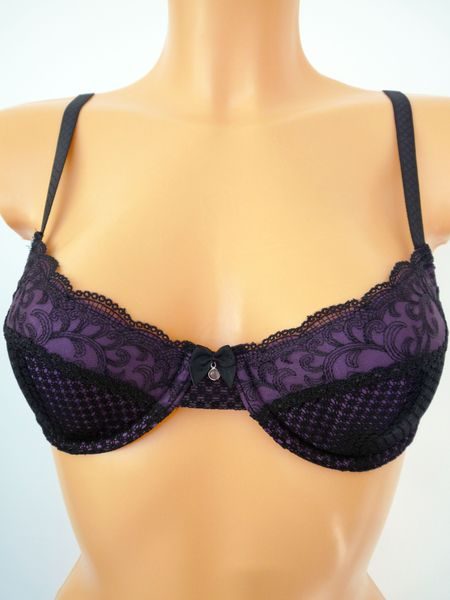 Vyztužená podprsenka CHARADE Alexandra padded