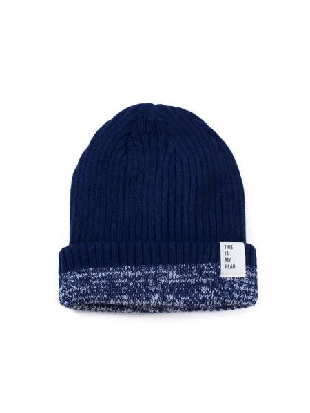 Modrá teplá čepice