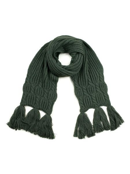 Pletená zimní šála s třásněmi - krémová