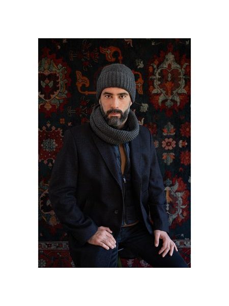 Pletená dámská elegantní čepice se šálou grafitová