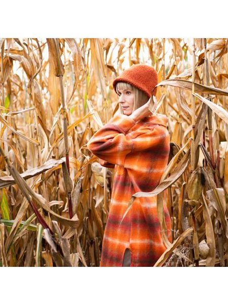 Slušivý klobouk na podzim a zimu oranžový