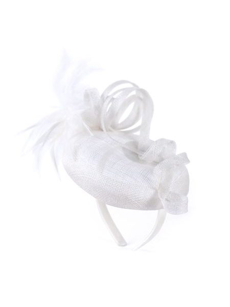 Elegantní bílý fascinátor