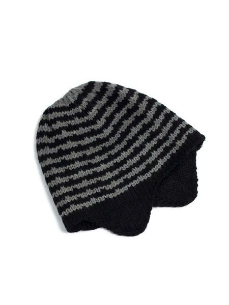 Pruhovaná čepice s ušima černá