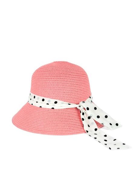 Lehký a vzdušný klobouk