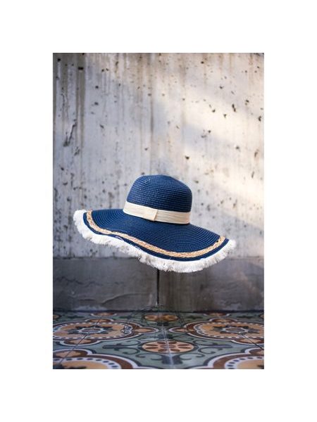 Vzdušný lehký klobouk se stuhou