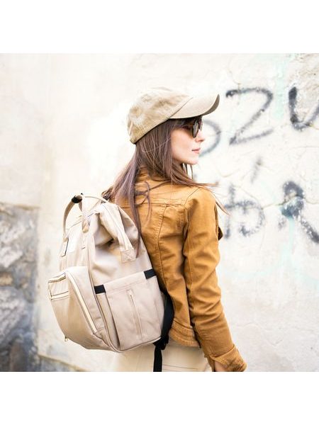 Letní šedá čepice s kšiltem