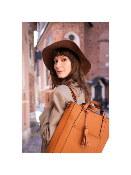 Podzimní dámský klobouk černý