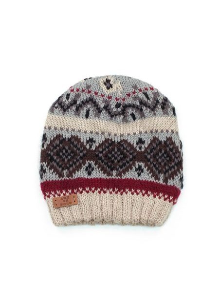 Unisex čepice se skandinávským vzorem béžová