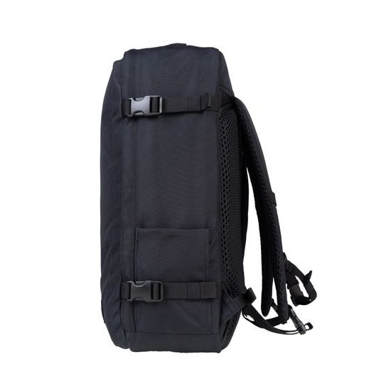 CabinZero Classic Plus 42L Absolute Black