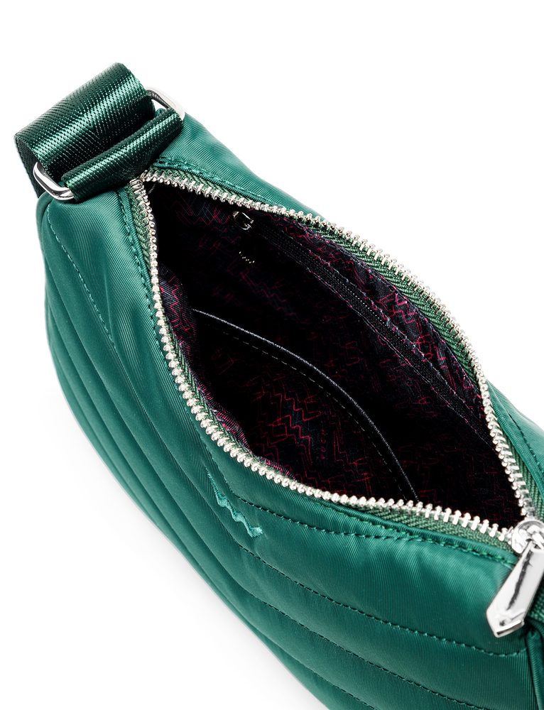 VUCH Liva Green.

Hlavní zapínání na zip 
Prošívaný povrch 
Vnitřní kapsa na zip, přihrádka na drobnosti 
Široký nastavitelný crossbody popruh
 Crossbody 
Nestárnoucí klasika, kterou můžeš nosit v létě i zimě, do práce i na prochajdu, k teniskám i lodičkám.