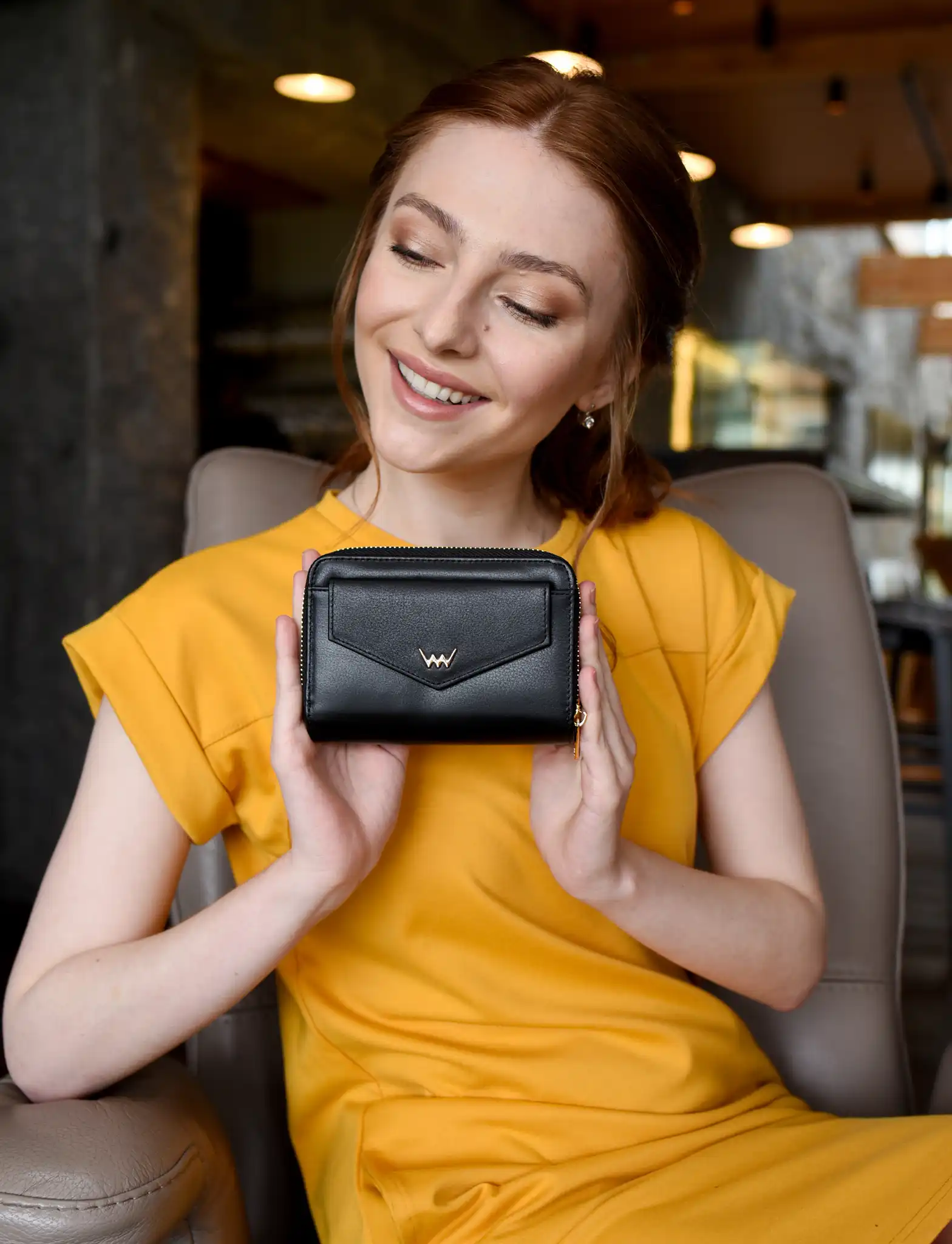 VUCH Rubis Creme detail