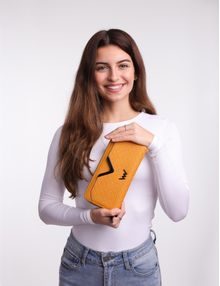 Elvira Yellow