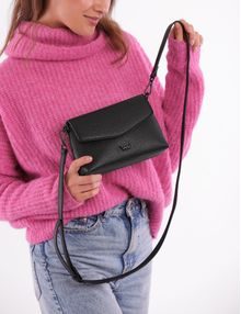 Nava Black