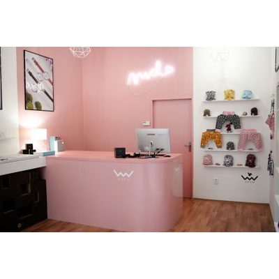 4. narozeniny jsme oslavili novým showroomem v Praze