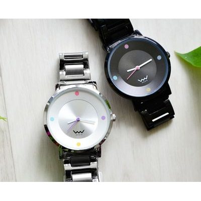 Sledujte tok času s hodinkami z Metallic Collection