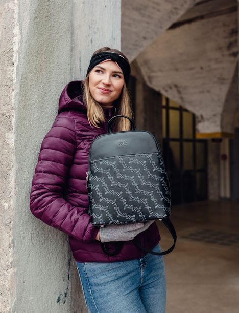 Filipa Monogram Black