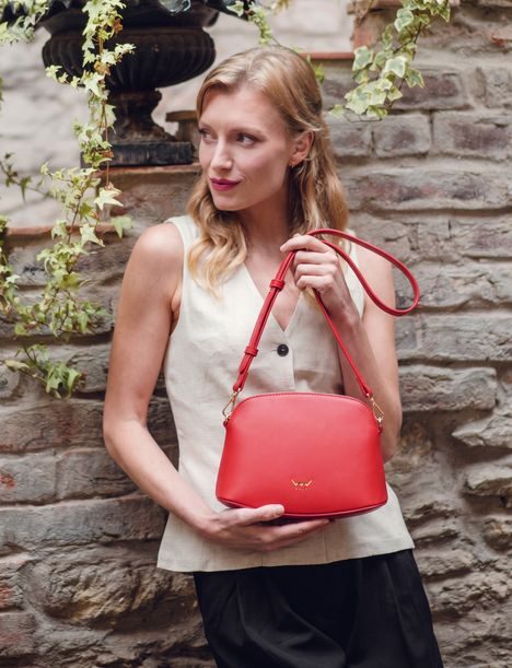 Cara Arco Red