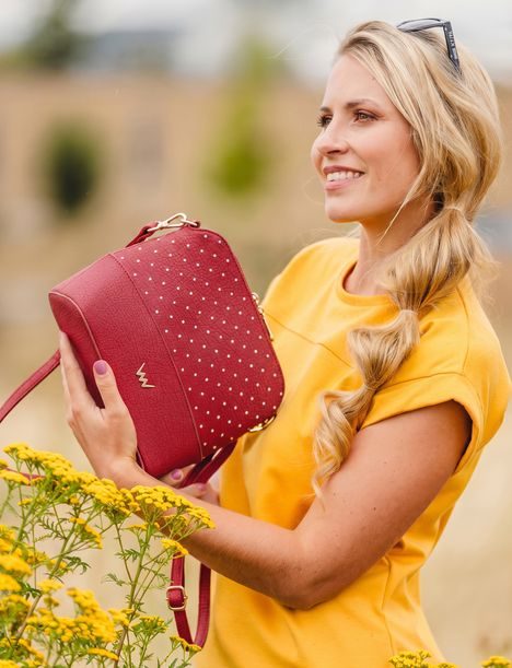 Cara Dotty Red