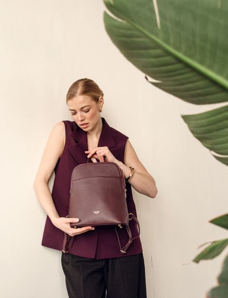 Filipa Grace Wine Red