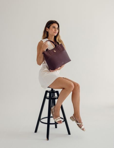 Christel Divide Wine