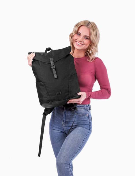 Joanna Jaunt Black