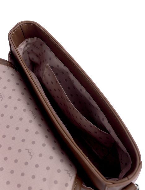 Labela Brown