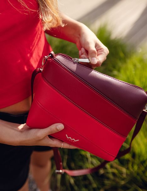 Coalie Striped Red