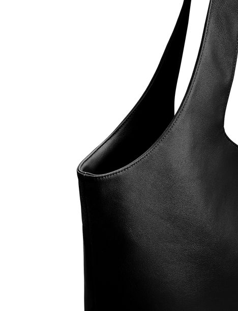 Aurelia Black