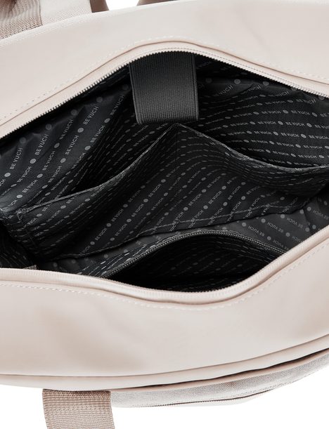 Kees Beige
