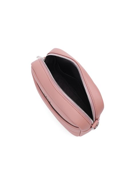Nelly Pink
