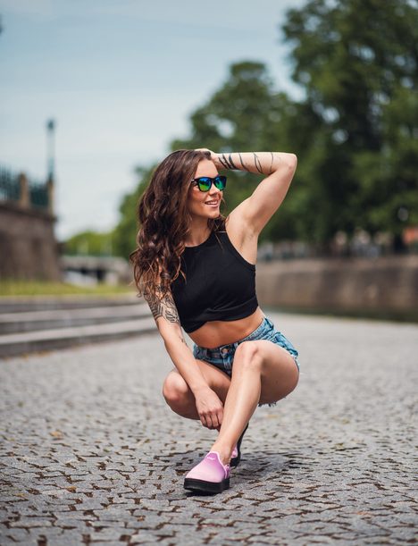 Tilly Rainbow Black