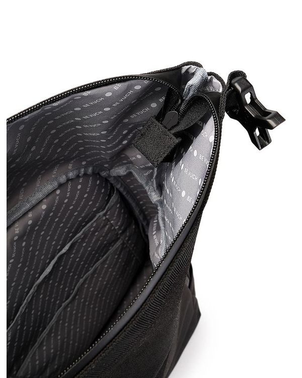 Tayte Small Black