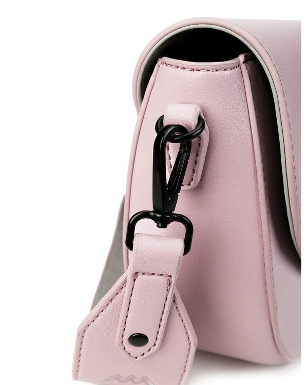 Duilio Dusty Lila