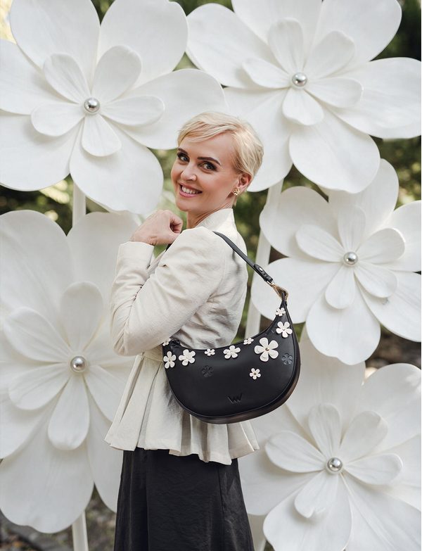 Bloomea Glow Black