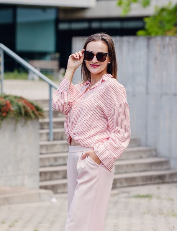 Trisha Vertical Brown